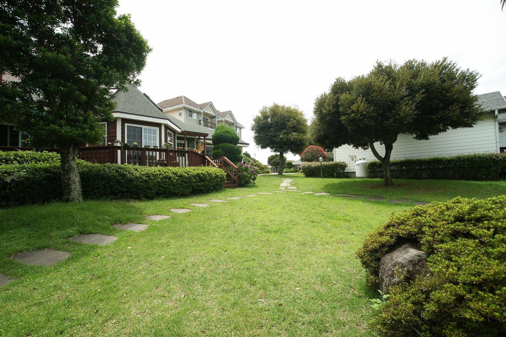 Uts Village Jeju by Eksteriør bilde